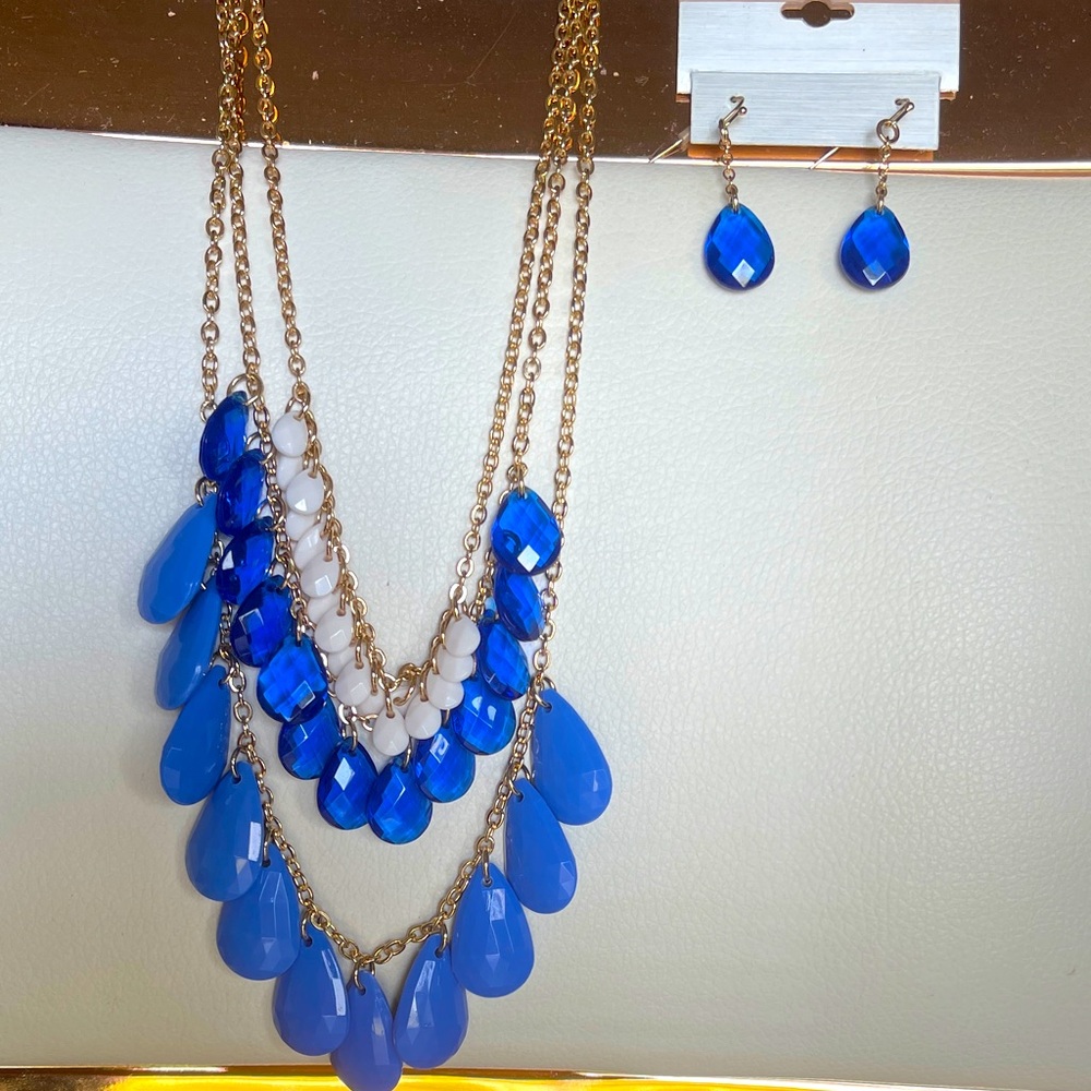 Blue and white on gold necklace & earrings set